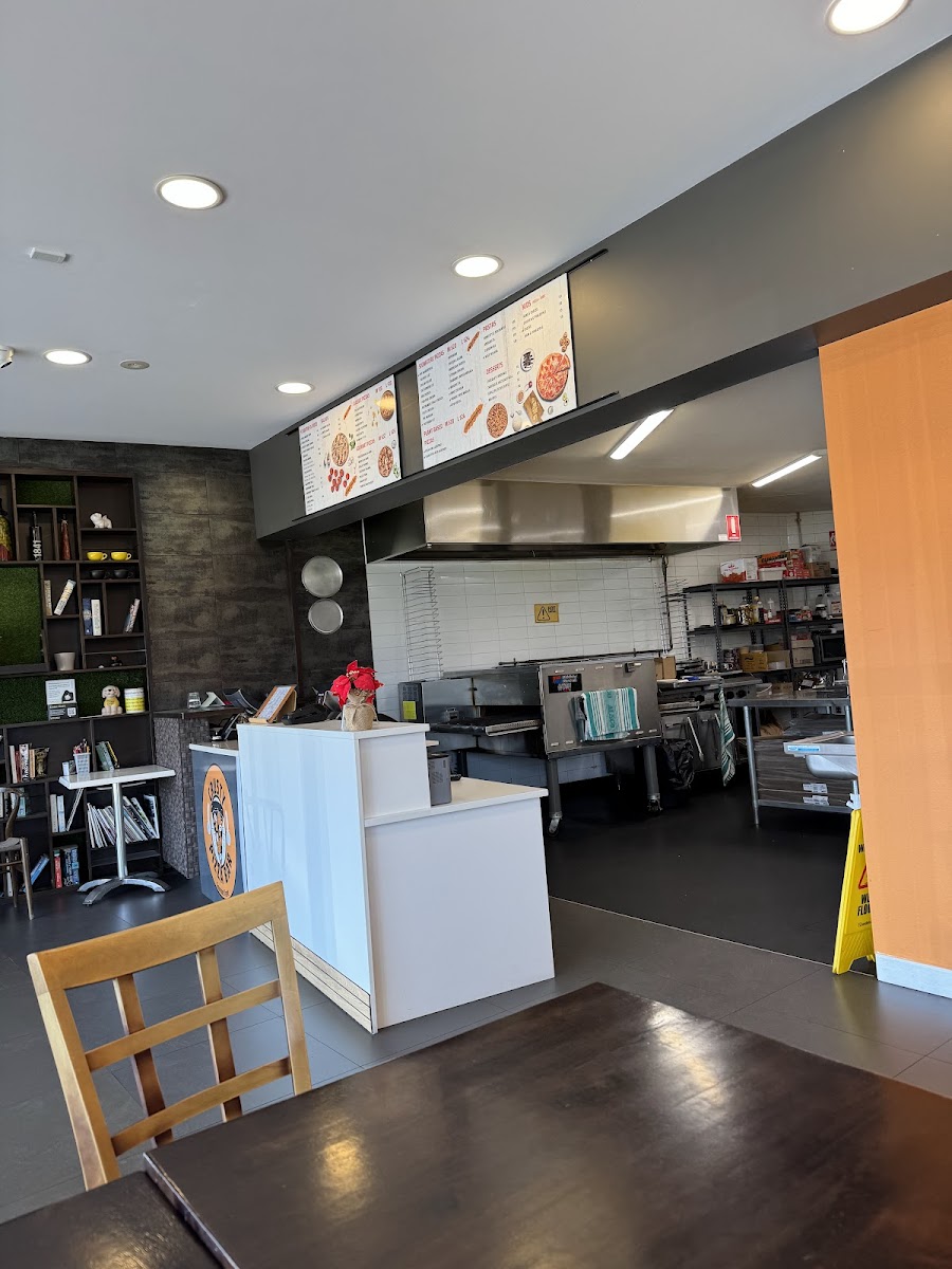 Rad's Cafe & Pizza Photos 2